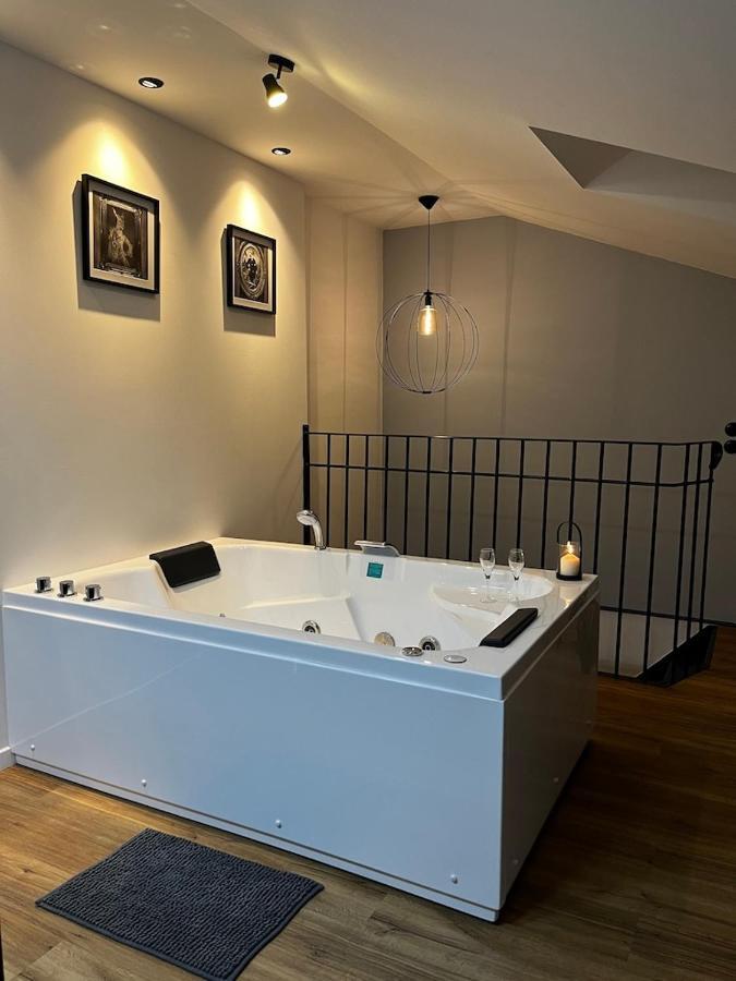 Apartamento Entre Nous Le Du Bellay Saumur Exterior foto